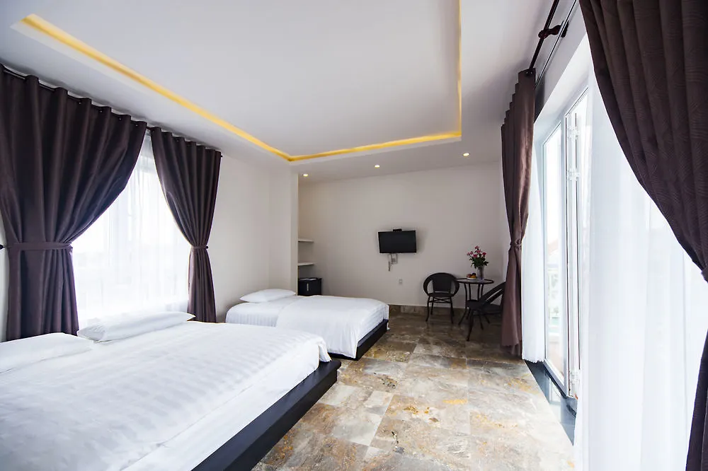 Hoi An White Villa