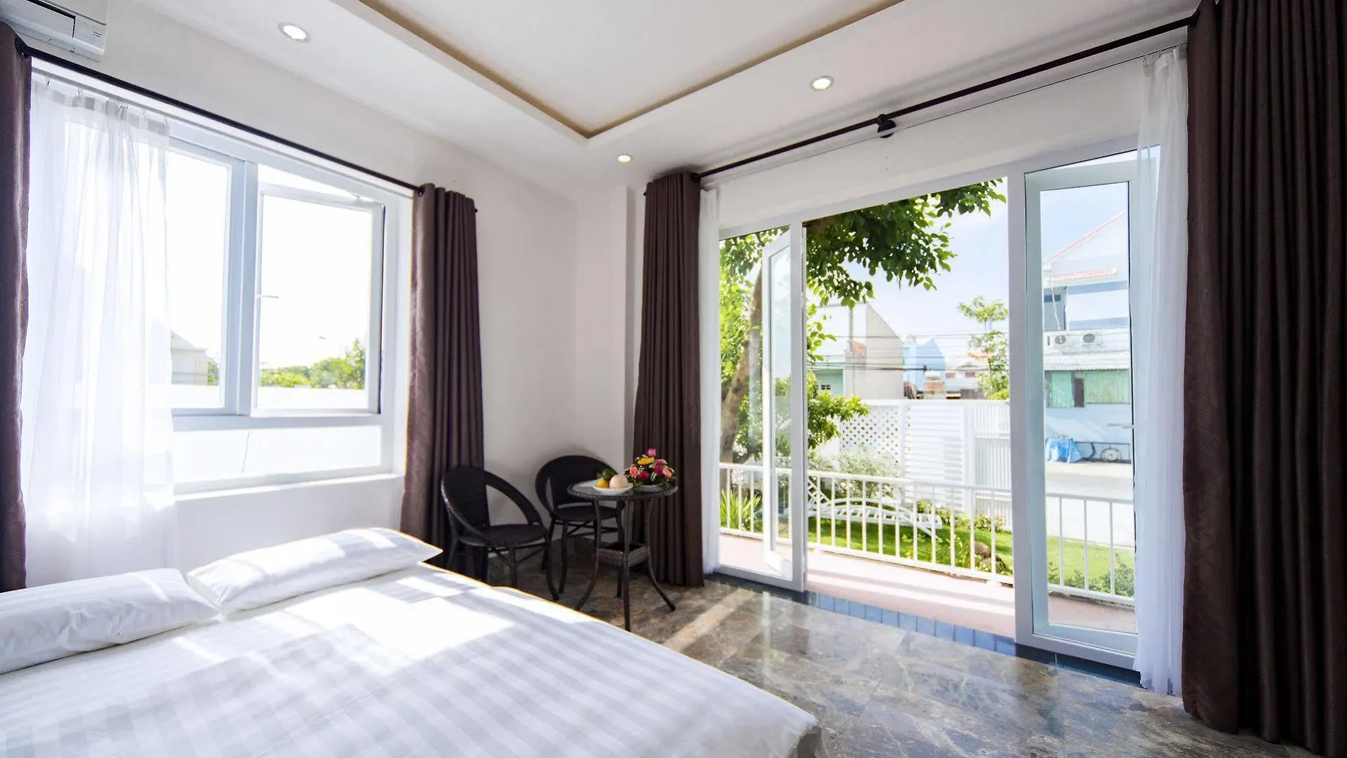 Hoi An White Villa  Hoi An
