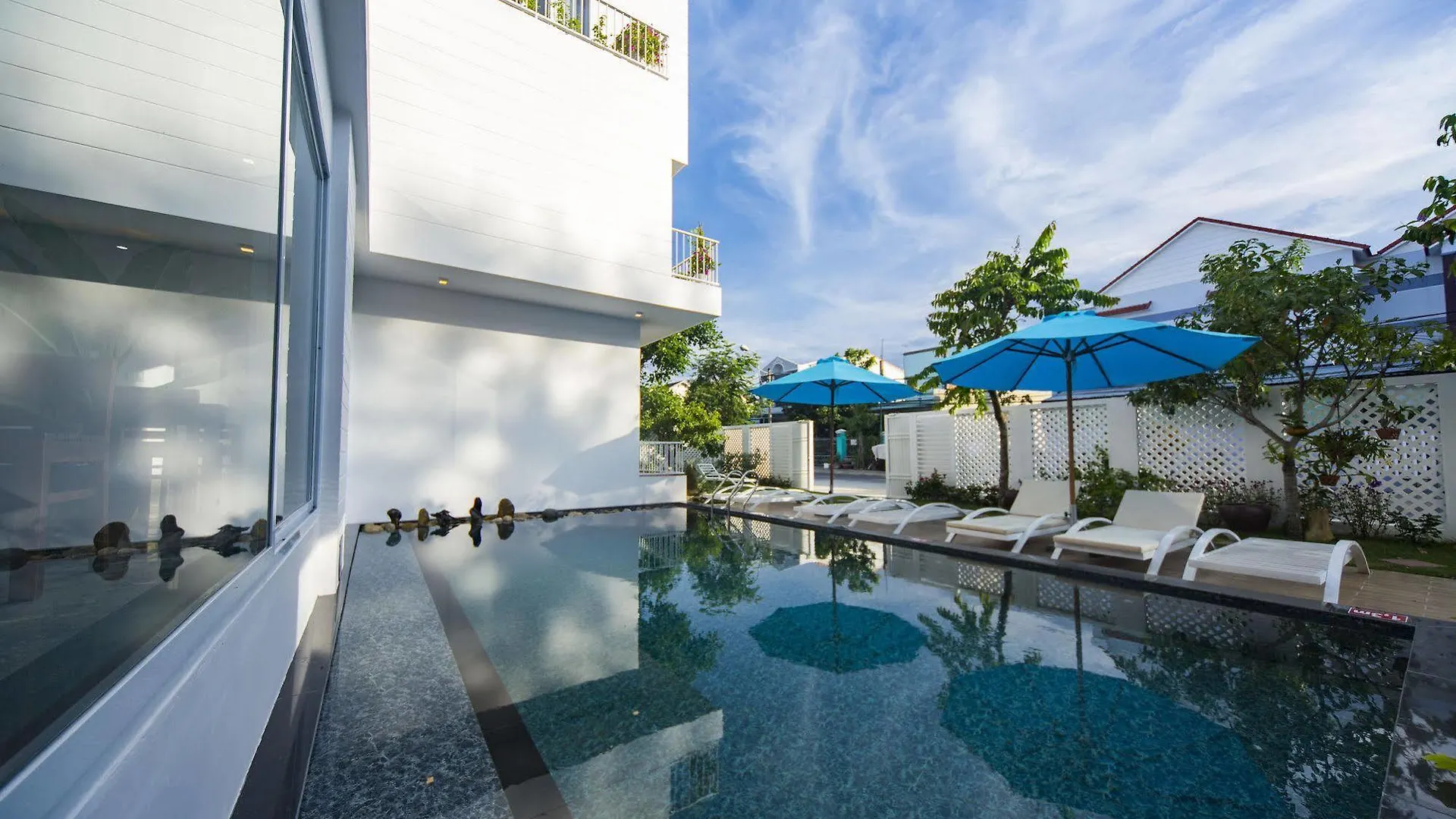 Hoi An White Villa