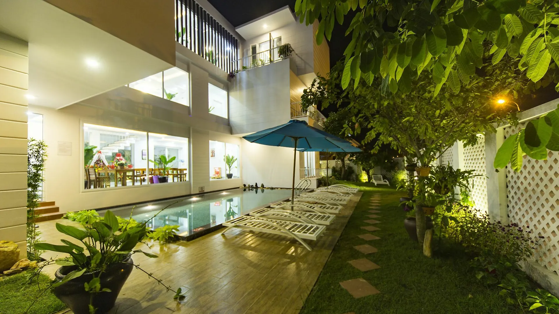 Hoi An White Villa