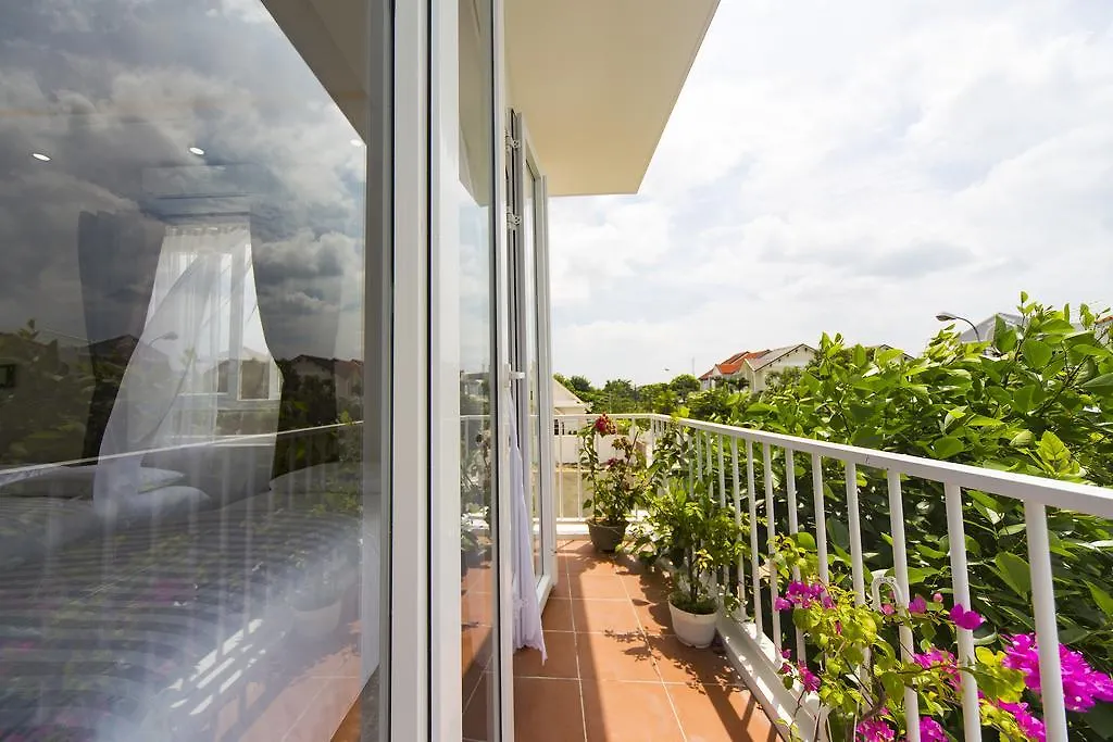 Hoi An White Villa Hoi An