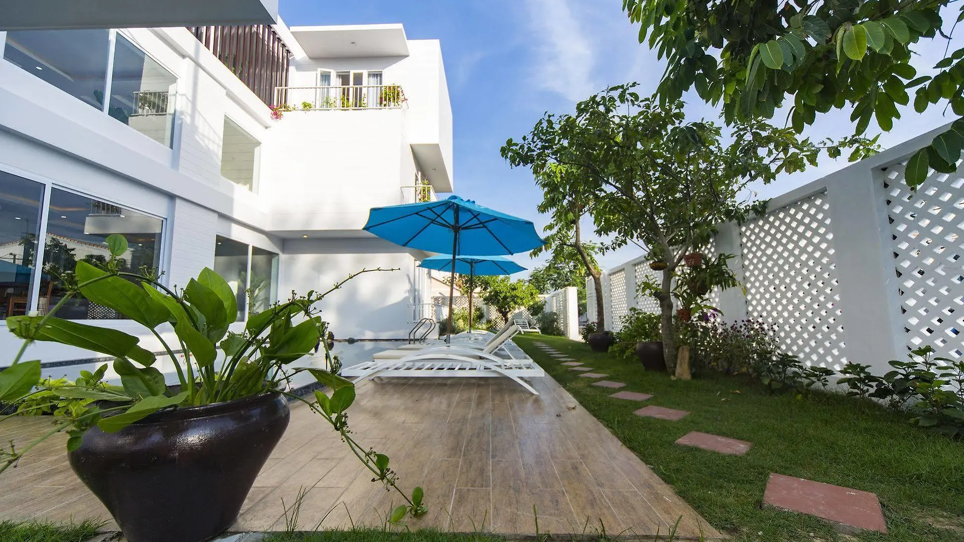 Hoi An White Villa 0*, Hoi An
