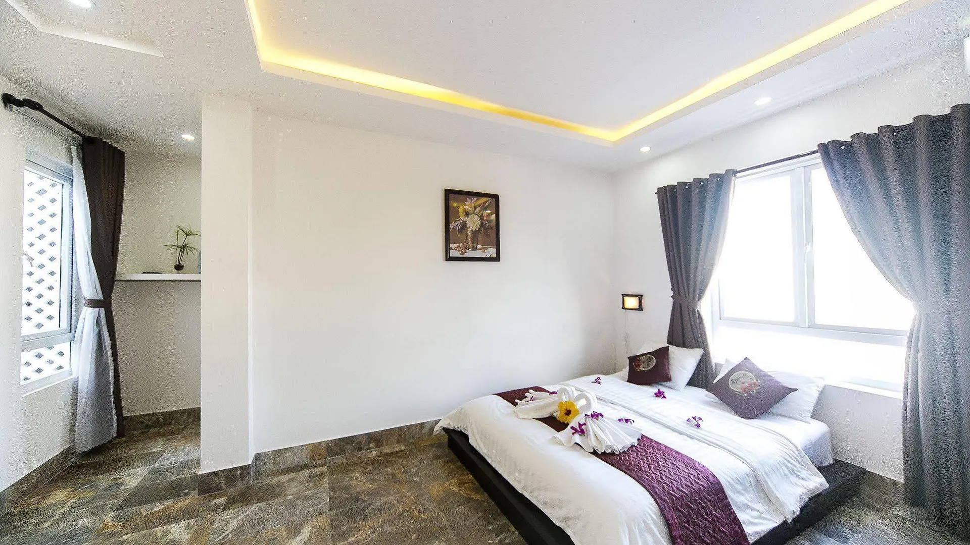 Hoi An White Villa